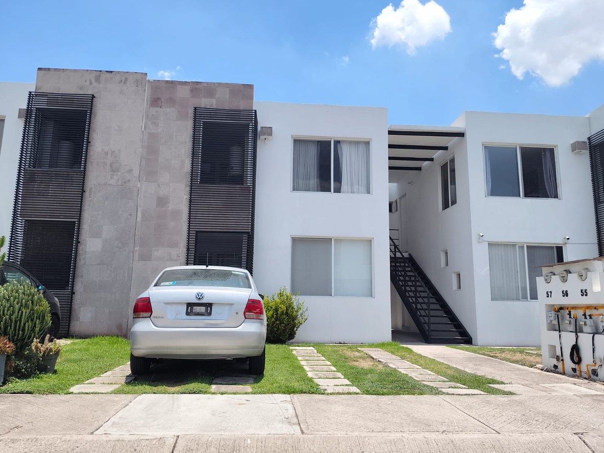 Fachada principal del departamento., foto 10 de 15