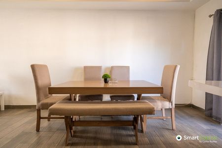SE VENDE CASA CON ALBERCA EN SEVILLA RESIDENCIAL