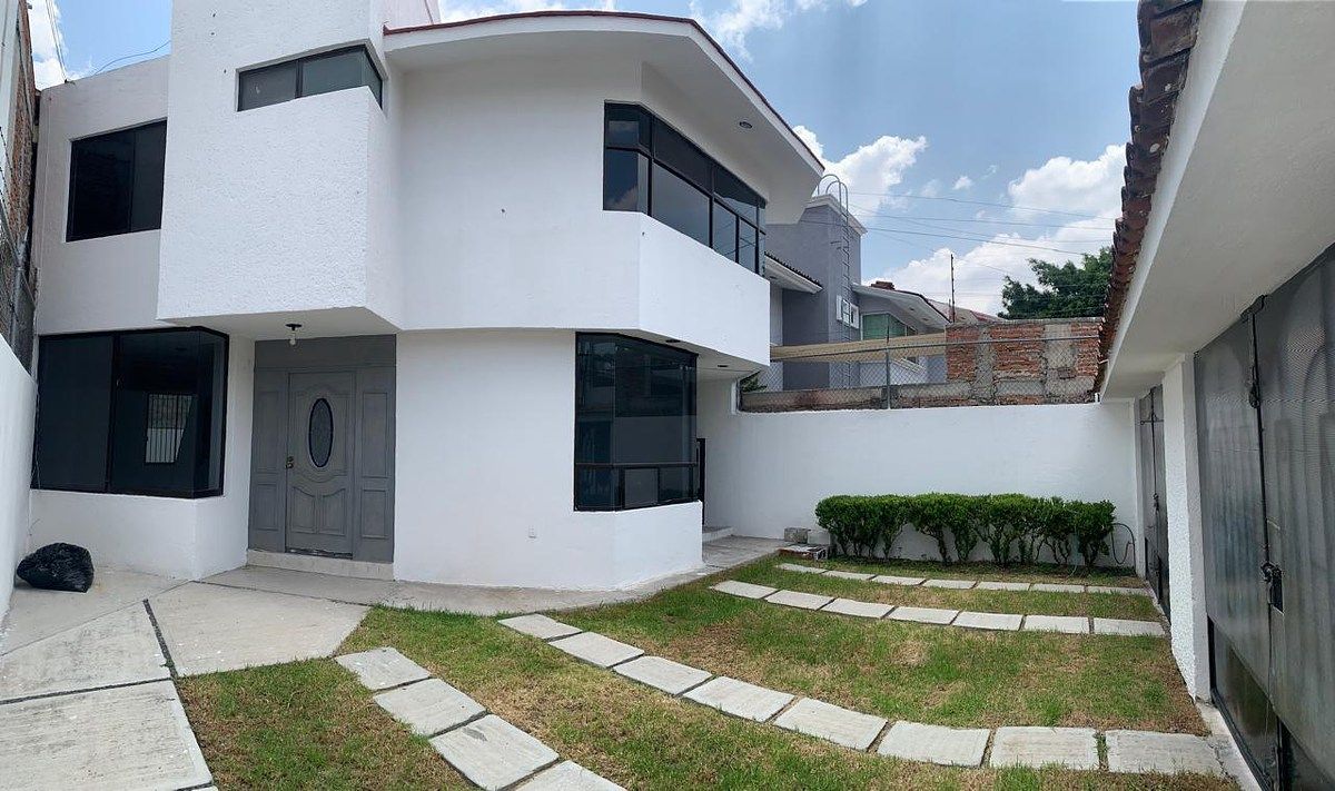 Casa em Colinas del Cimatario, Querétaro, foto 2 de 19