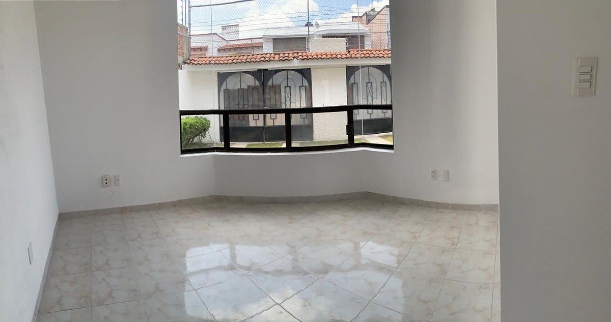 Casa em Colinas del Cimatario, Querétaro, foto 5 de 19