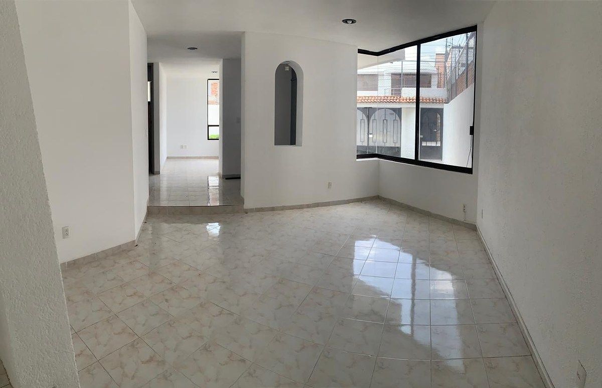 Casa em Colinas del Cimatario, Querétaro, foto 7 de 19