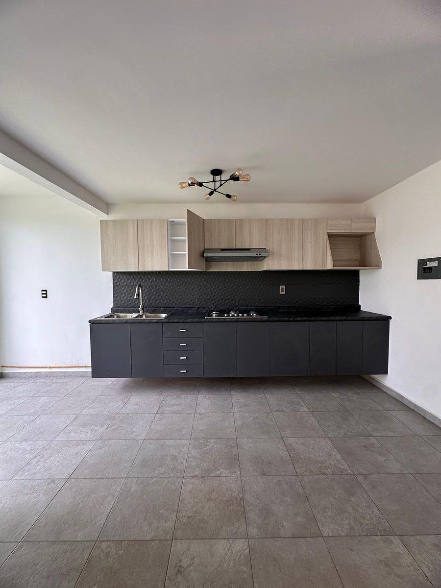Casa em Lomas Lindas II Sección, Atizapán de Zaragoza, foto 2 de 26