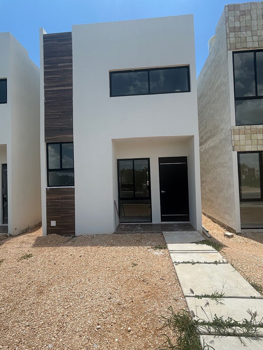 Casa en Venta en Diamante II – Paseos de Opichén Mérida Yucatán, foto 1 de 16