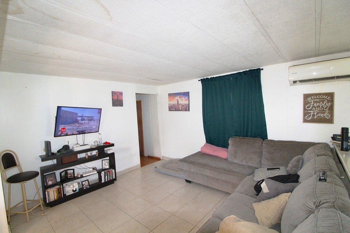 Casa em Los Pinos, Mexicali, foto 40 de 50