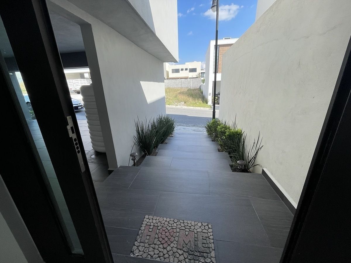 Casa en Aires del Vergel, Monterrey, foto 3 de 28