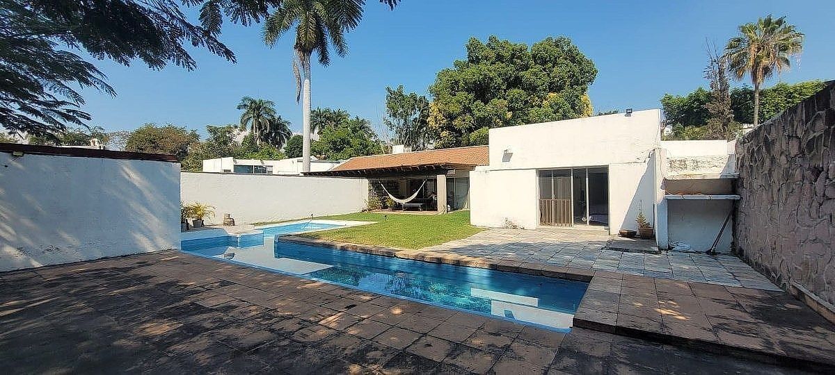 DREAM HOUSE FOR SALE IN COLINAS DE SANTA FE, XOCHITEPEC MORELOS., photo 1 of 50