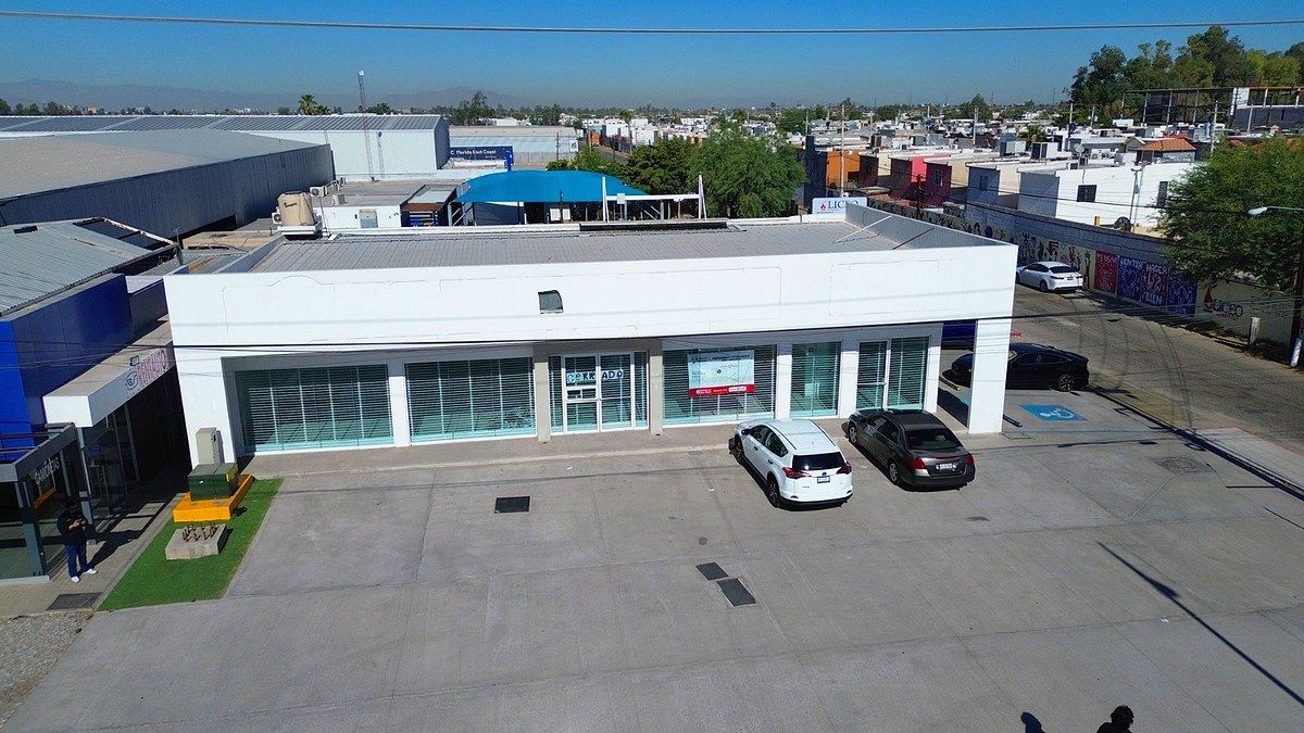 LOCAL - COMERCIAL EN RENTA, foto 1 de 6