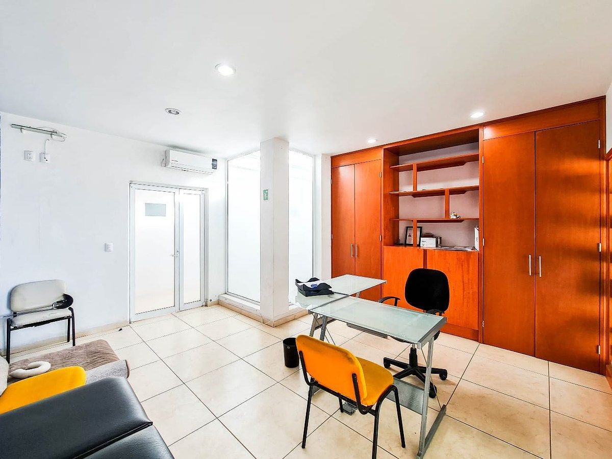 Casa com uso comercial em Parques de Santa María, Tlaquepaque, foto 7 de 13
