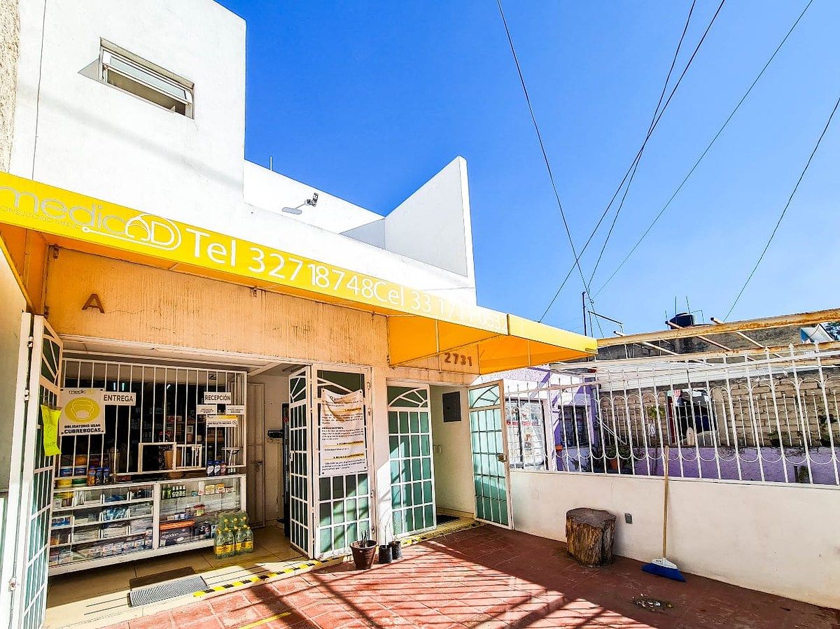 Casa com uso comercial em Parques de Santa María, Tlaquepaque, foto 2 de 13
