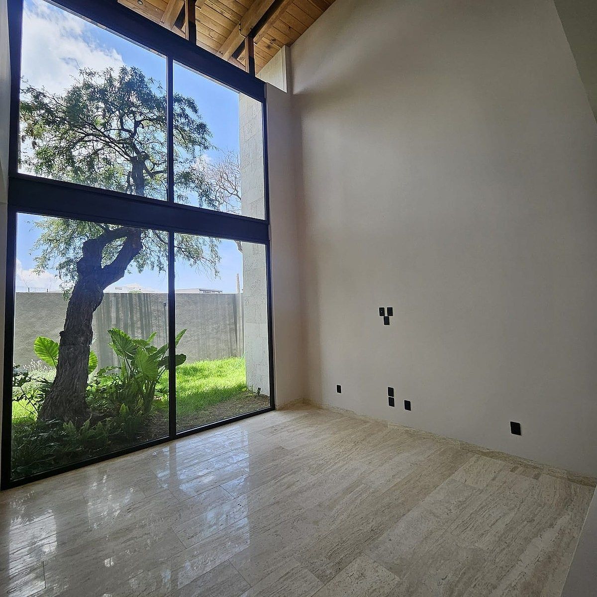 House in Gated Community in Lomas del Campanario Norte, Querétaro, photo 8 of 35