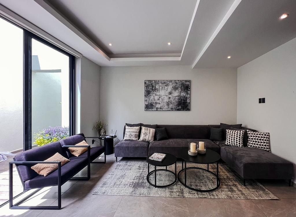Brand new house with a large terrace for sale near Santa Fe, photo 1 of 19
