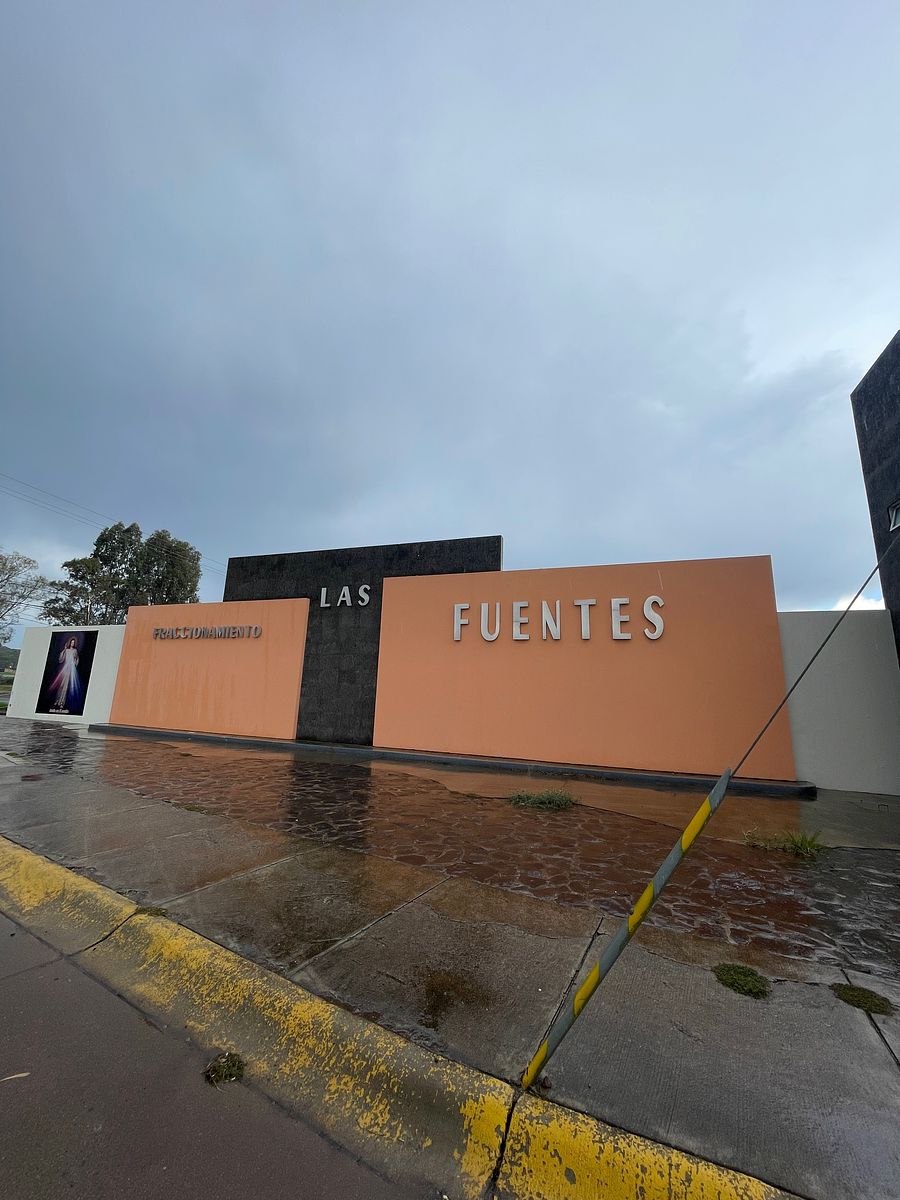 Terreno en Fraccionamiento Las Fuentes, Capilla de Gpe., foto 1 de 3