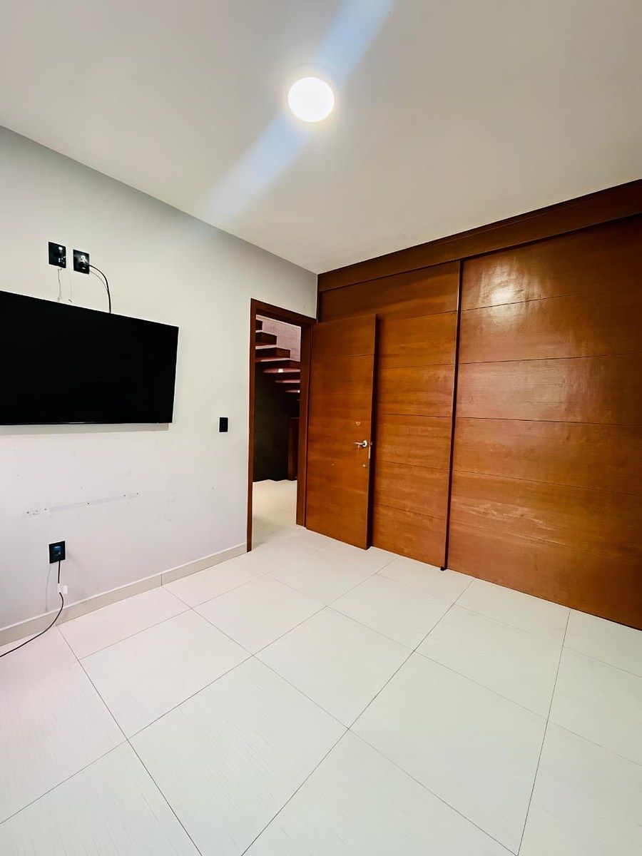 House in Los Arrayanes, Guadalajara, photo 11 of 22