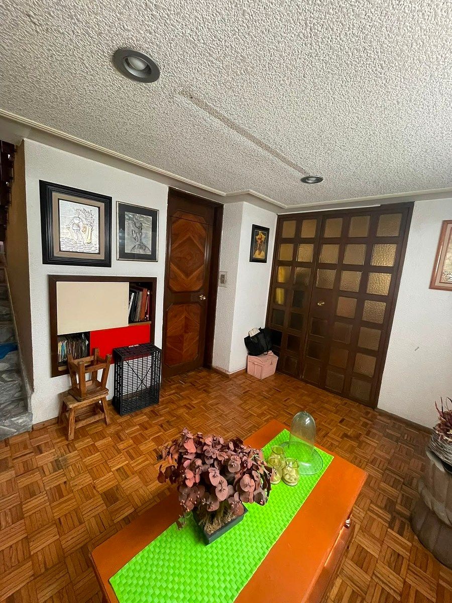 House in Ciudad Satélite, Naucalpan de Juárez, photo 11 of 25