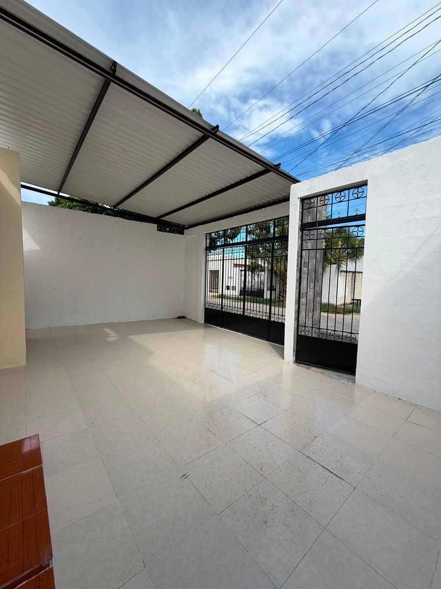 Casa en Juan Pablo II, Mérida, foto 3 de 18