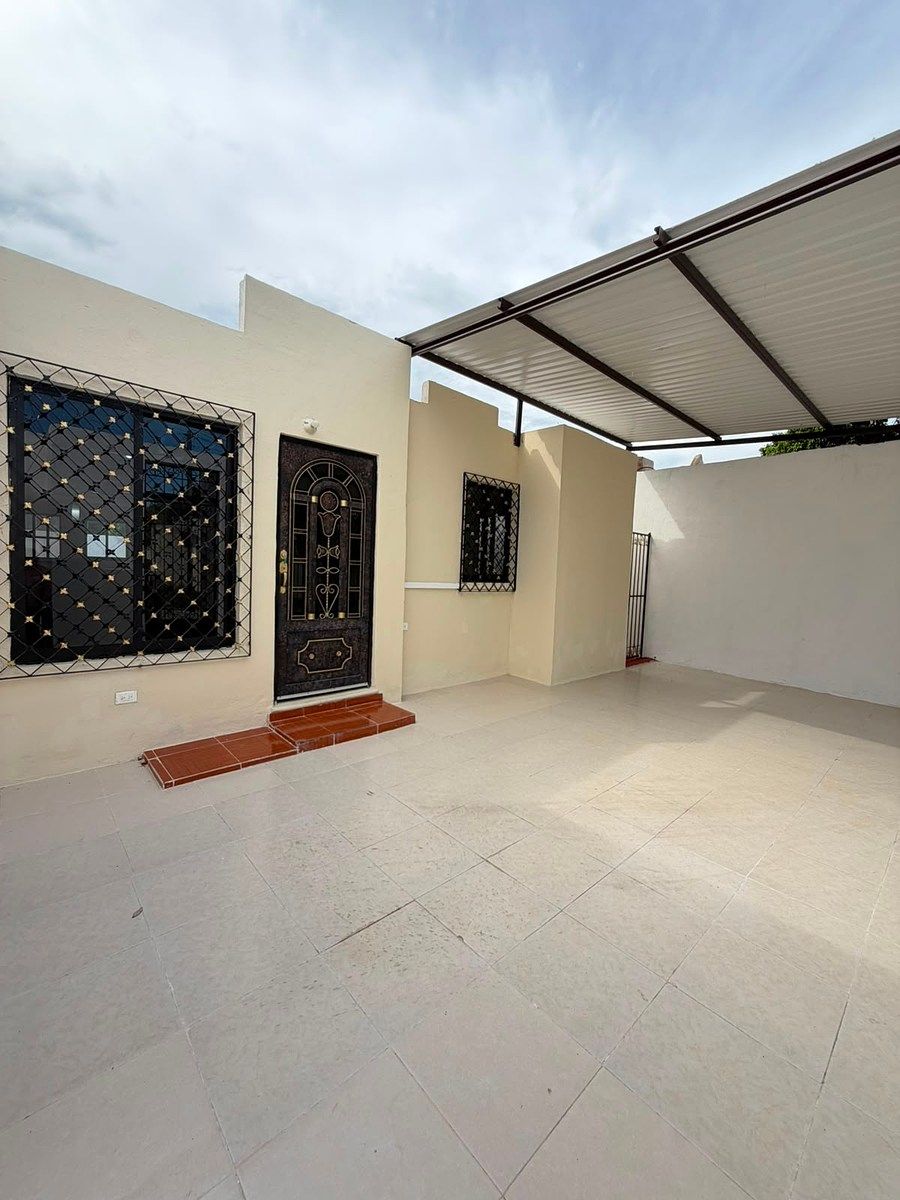Casa en Juan Pablo II, Mérida, foto 8 de 18