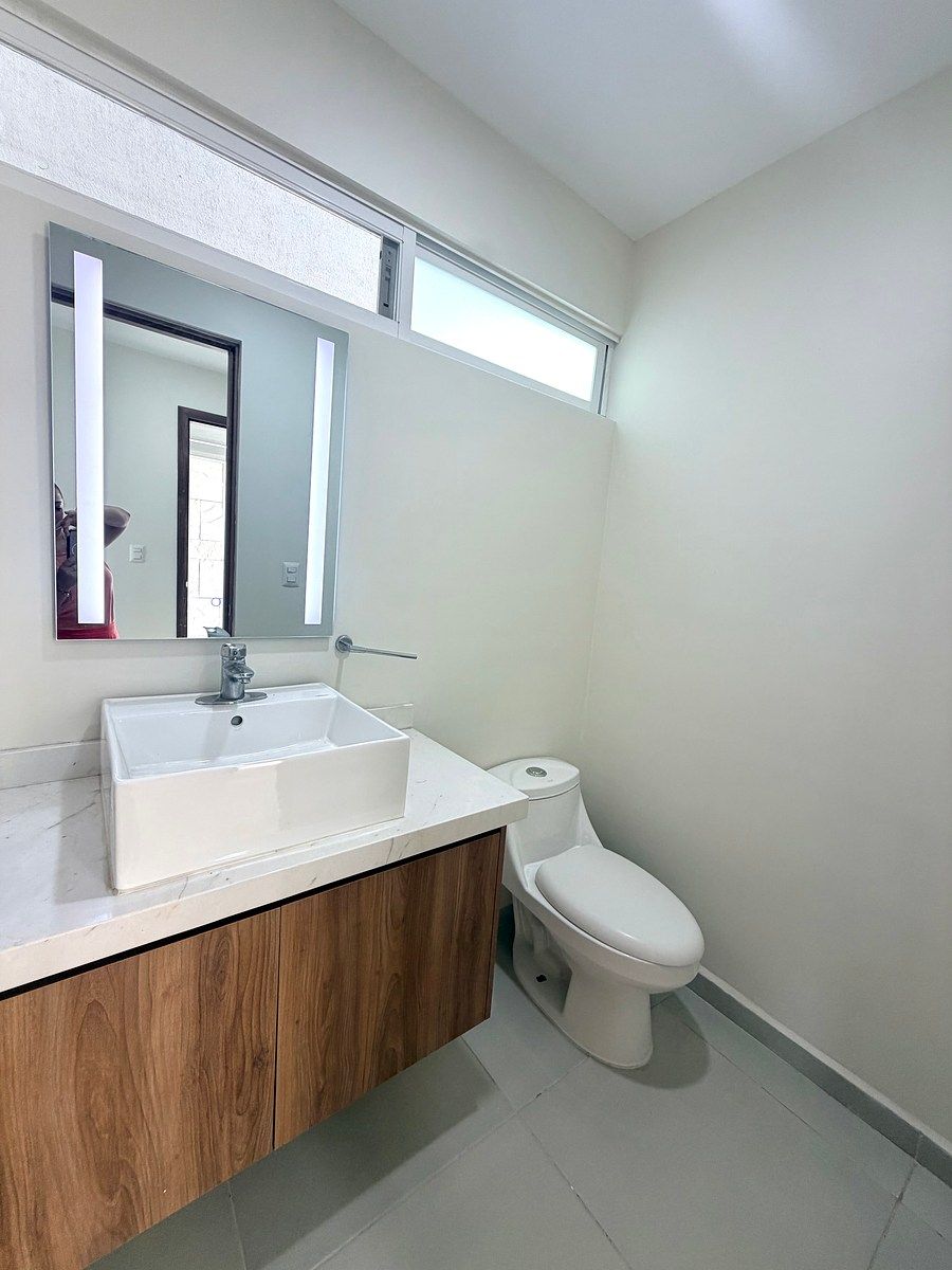 House in Gated Community in Trojes de Alonso, Aguascalientes, photo 4 of 17