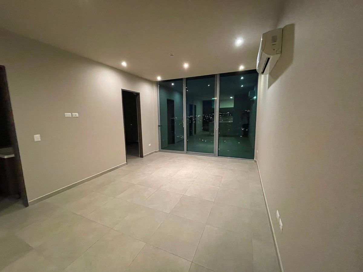 Apartment in El Aguacatal, Santa Catarina, photo 4 of 16
