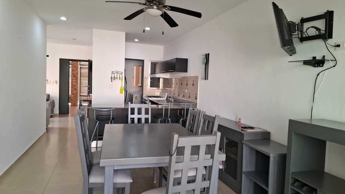 Casa en Gran Santa Fe, Mérida, foto 2 de 27