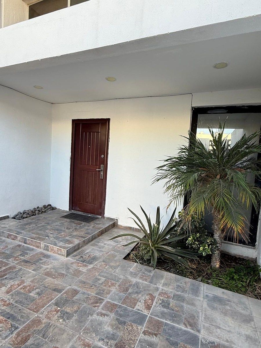 Casa em Sendero de los Quetzales, San Francisco de los Romo, foto 2 de 35