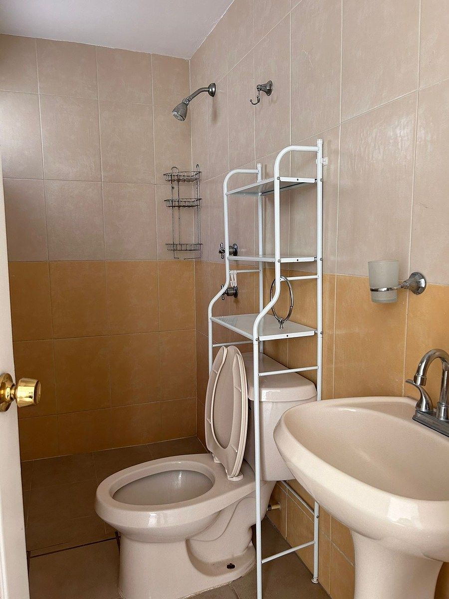 House in Gated Community in Ampliación los Arcos, Irapuato, photo 5 of 15