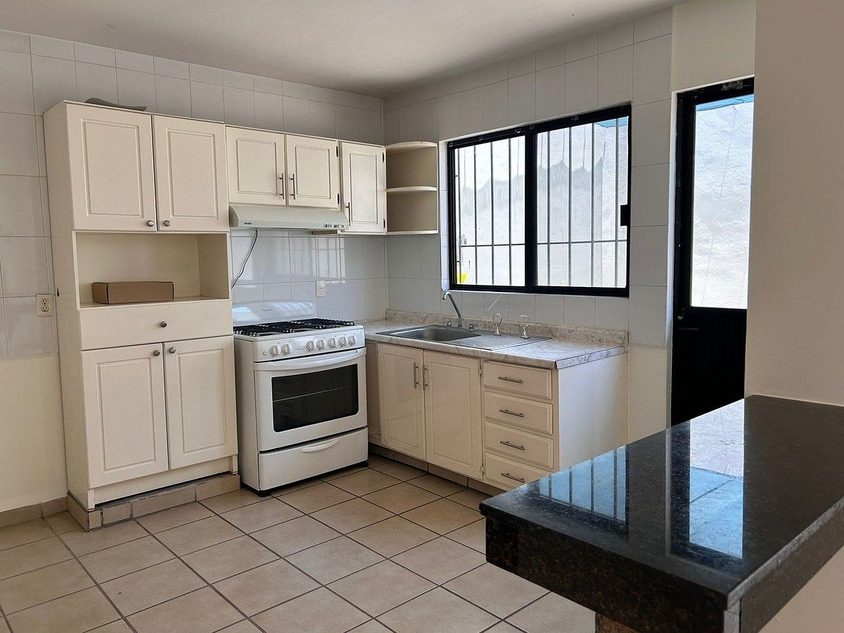 House in Gated Community in Ampliación los Arcos, Irapuato, photo 10 of 15