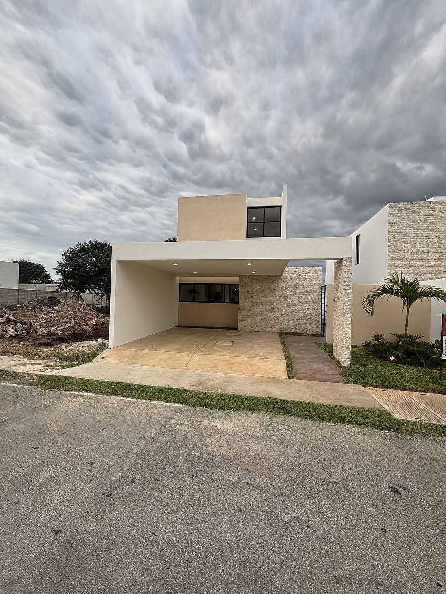 Casa em Conkal, Conkal, foto 2 de 21