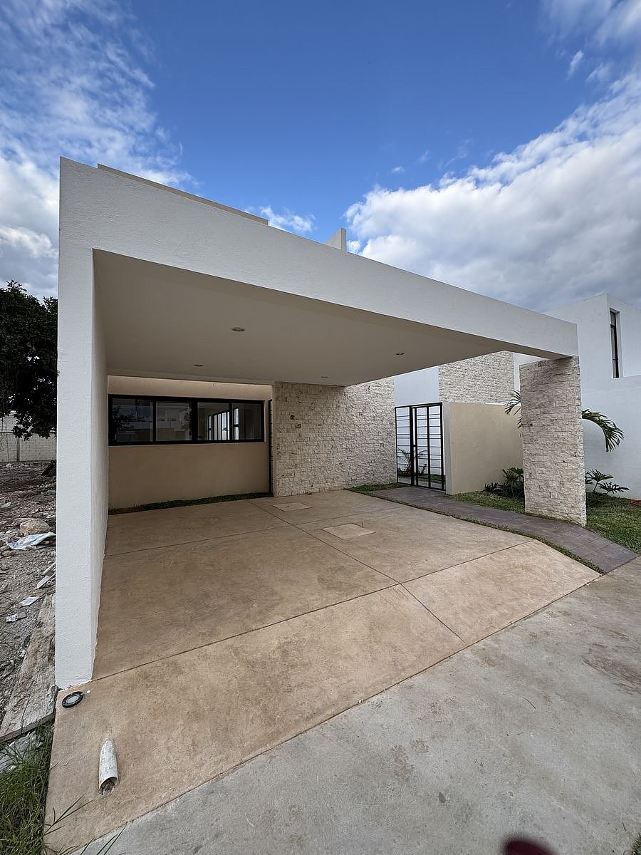 Casa na Privada Nadira em Conkal, Yucatã, foto 1 de 21