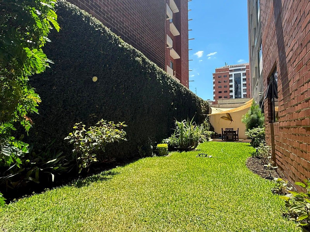 Apartamento en Zona 10, Guatemala, foto 14 de 16