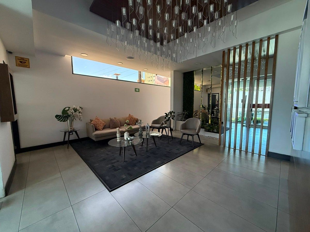 Apartamento en Zona 10, Guatemala, foto 12 de 16