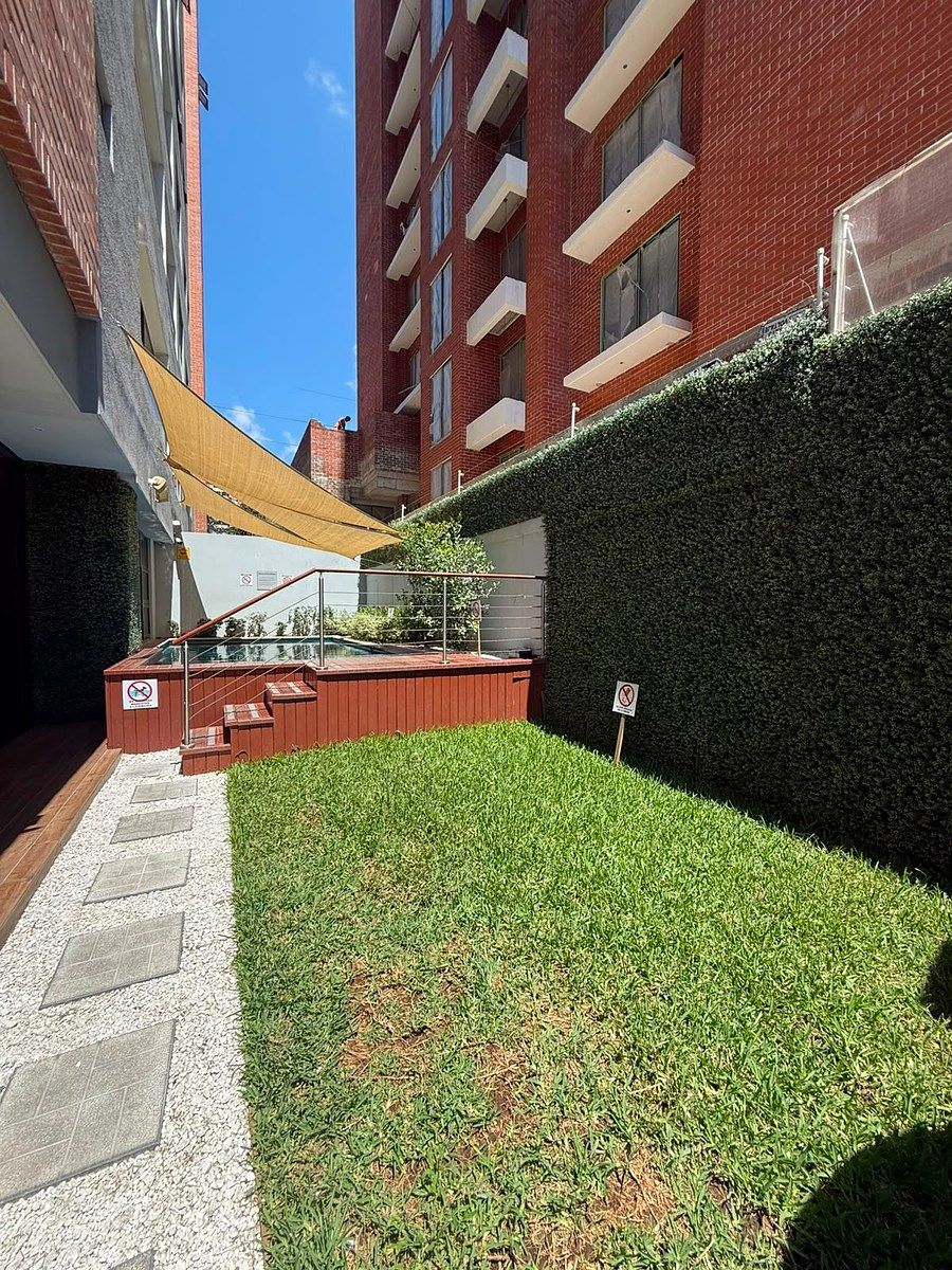 Apartamento en Zona 10, Guatemala, foto 15 de 16