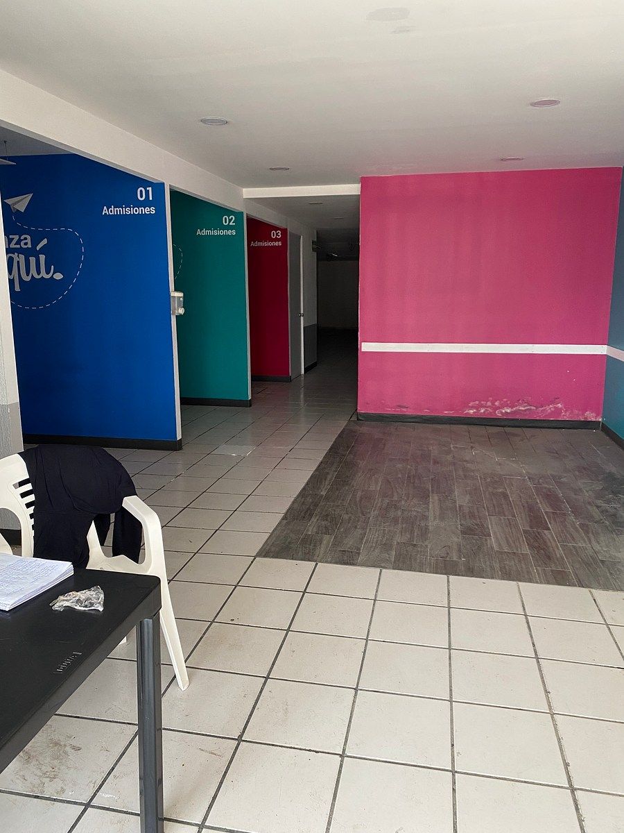 Alamos Building for sale, photo 1 of 24