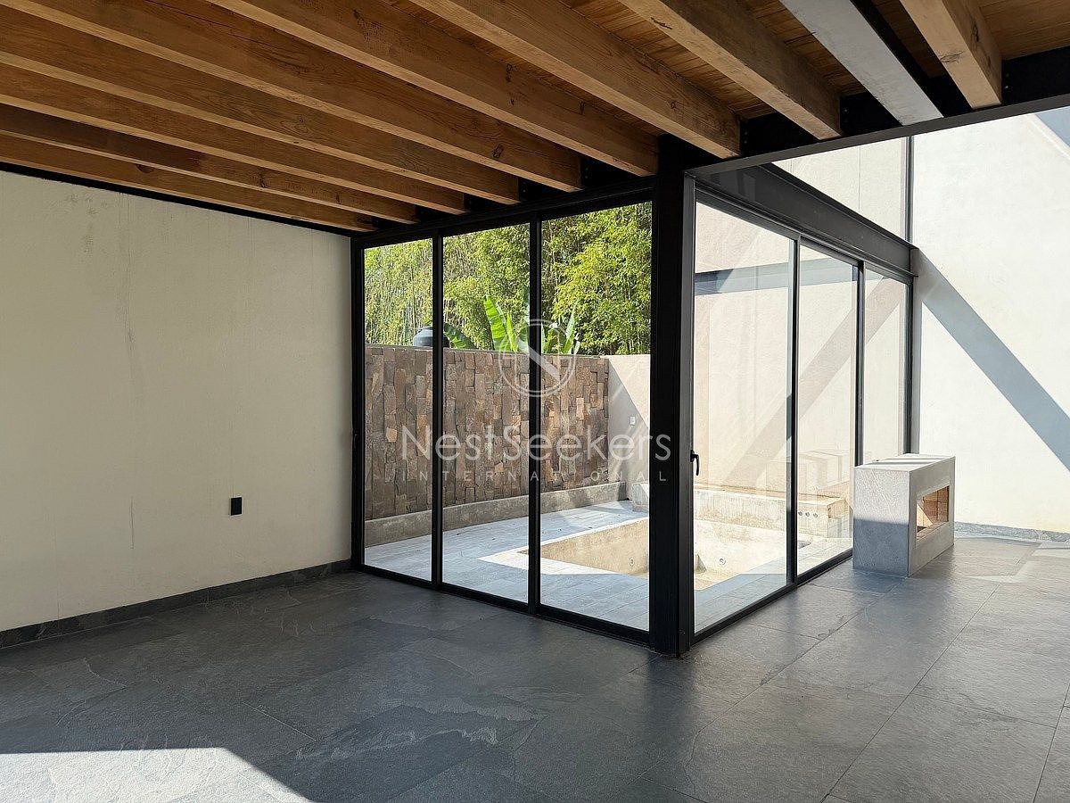 Casa en Avándaro, Valle de Bravo, foto 3 de 27
