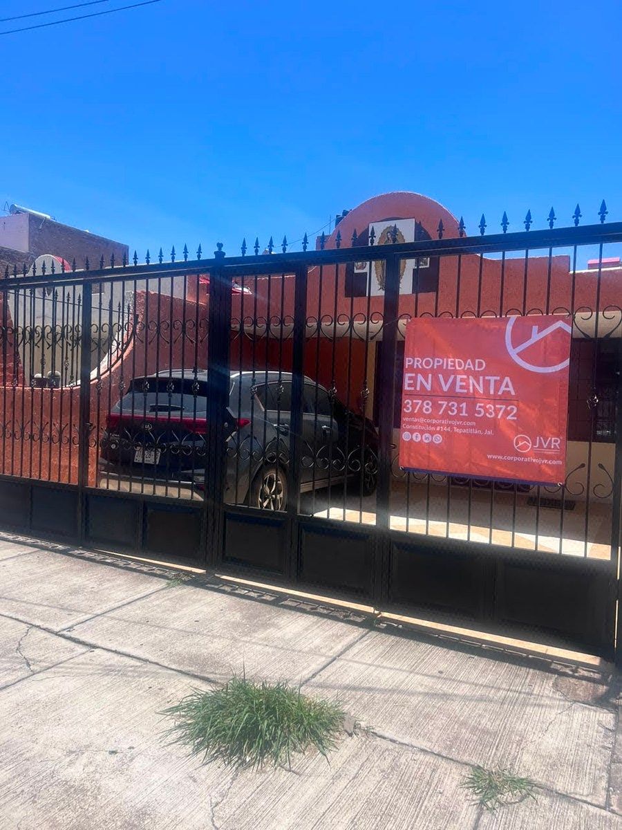 House in Santa Mónica, Tepatitlán de Morelos, photo 2 of 16