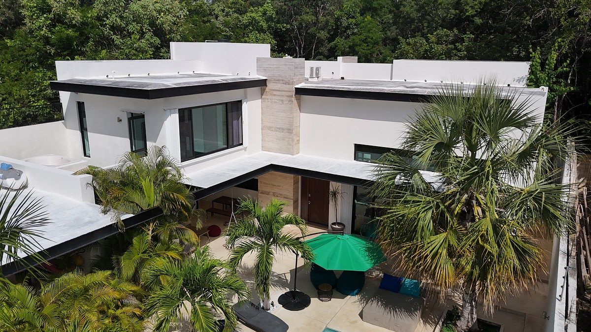 VILLA AUDE, photo 1 of 17