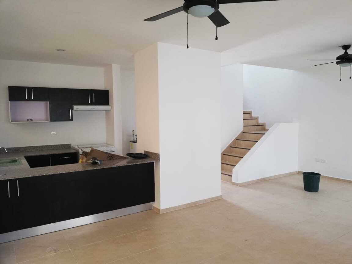 Casa en Gran Santa Fe, Mérida, foto 2 de 13