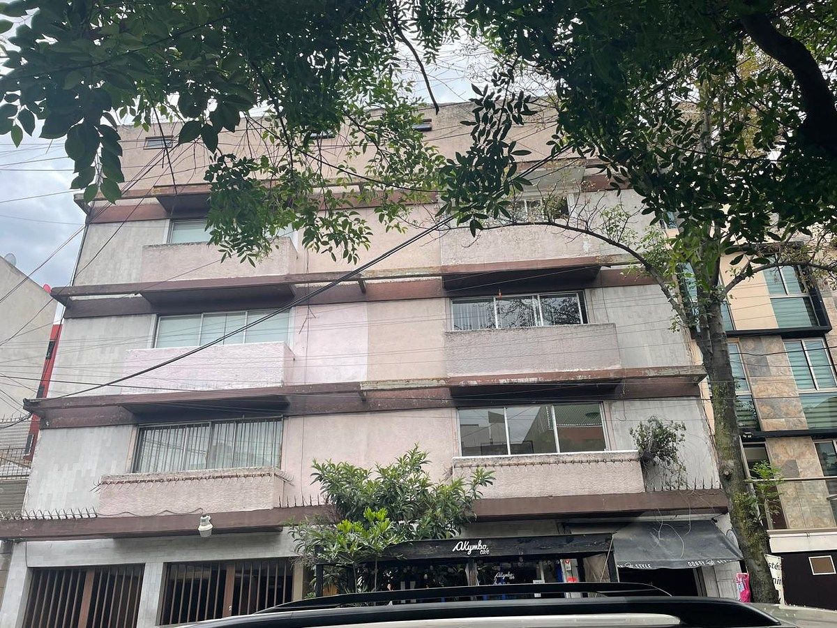 Impecável, com terraço e um estúdio separado muito iluminado, foto 1 de 15