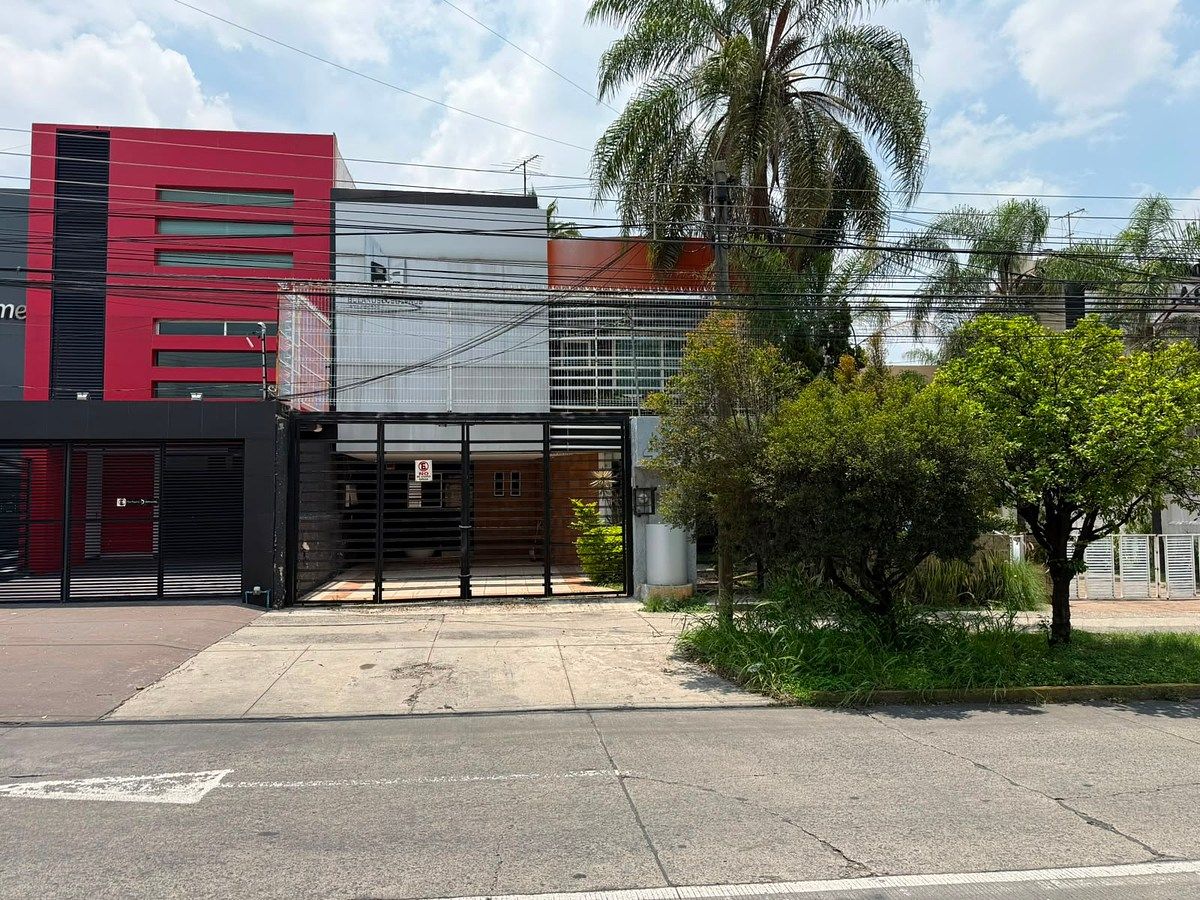 Escritório Corporativo à Venda | Uso do Solo Comercial | Av. Tepeyac, foto 1 de 21