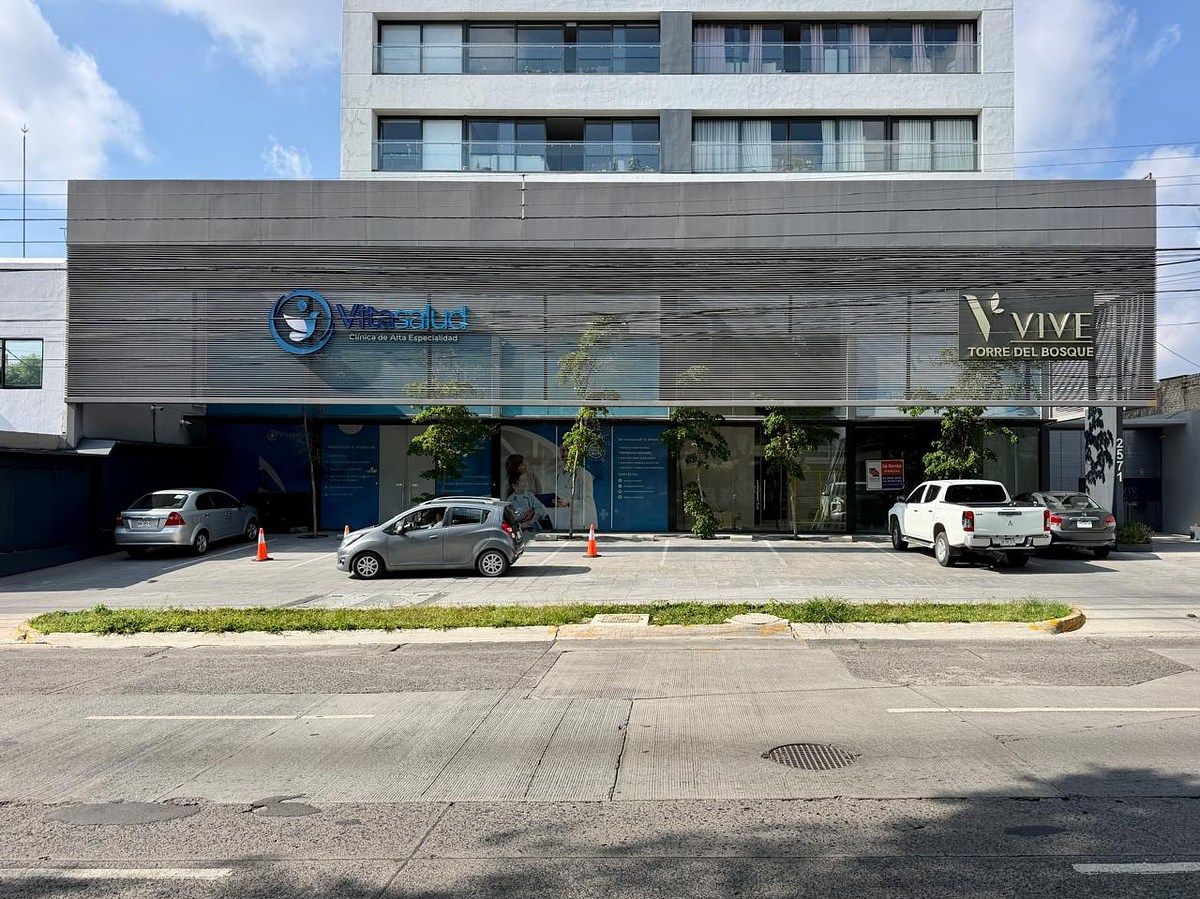 LOCAL COMERCIAL RENTA 360 M2 SOBRE AVENIDA NIÑOS HEROES GUADALAJARA JALISCO, foto 1 de 1
