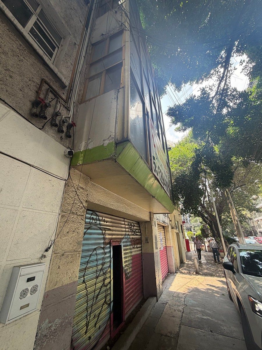 Venta de Edificio en la Anzurez tolstoi 23 - foto 1