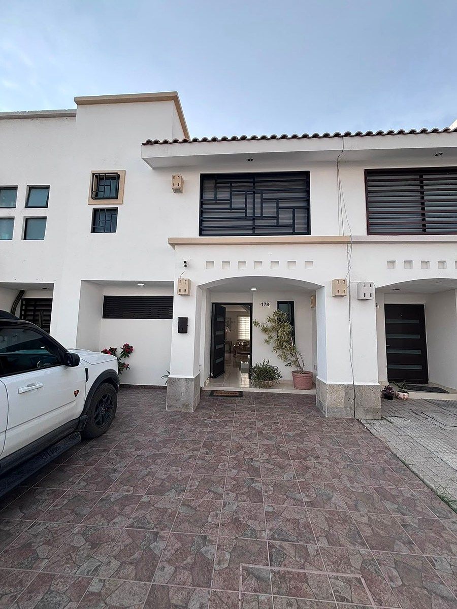 Casa Renta El Cielo I, foto 1 de 13