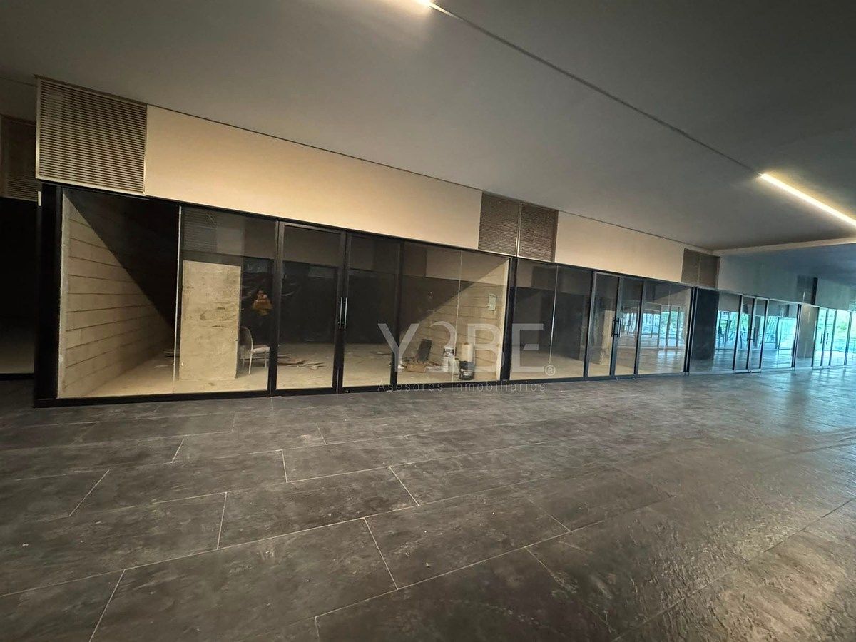 Local comercial en Ladrón de Guevara, Guadalajara, foto 6 de 10
