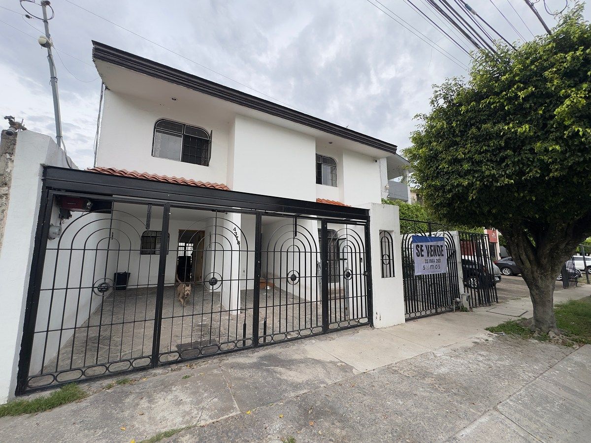 Casa en Paseos del Sol, Zapopan, foto 2 de 25