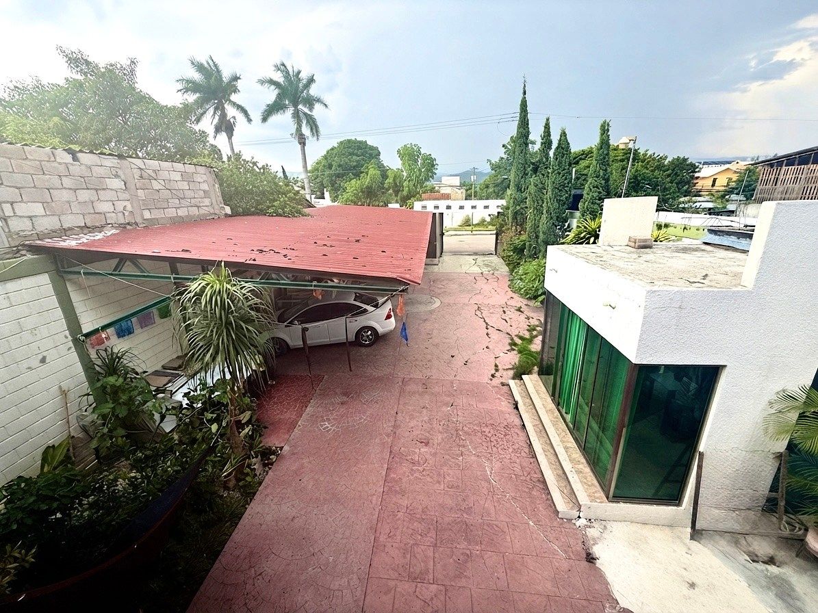 Casa à VENDA com amplo terreno de 838 m² em San José Terán, Tuxtla Gutiérrez, foto 1 de 27