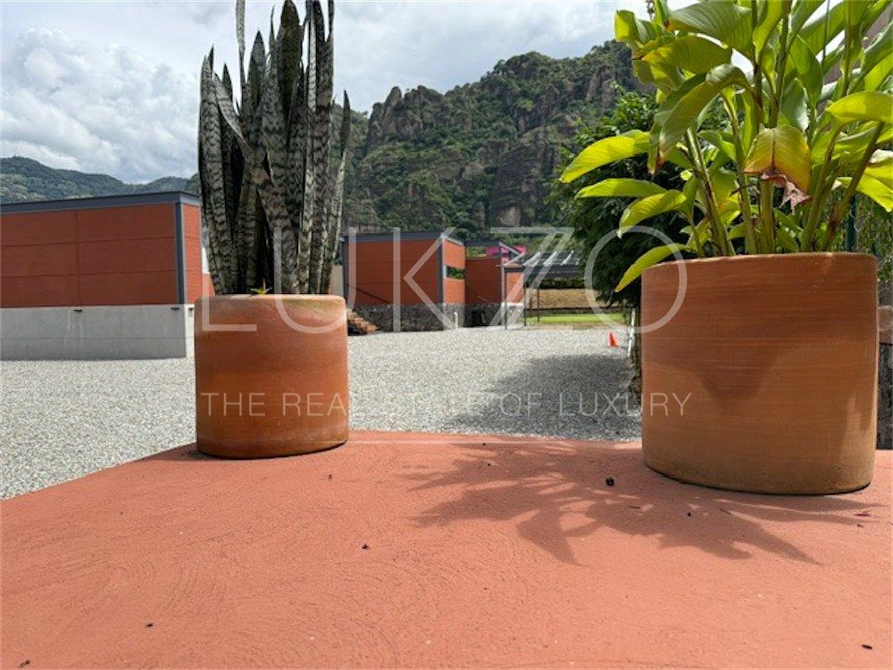 House in Valle de Atongo, Tepoztlán, photo 2 of 22