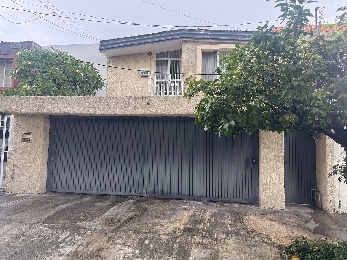 Casa em Camino Real, Zapopan, foto 2 de 15