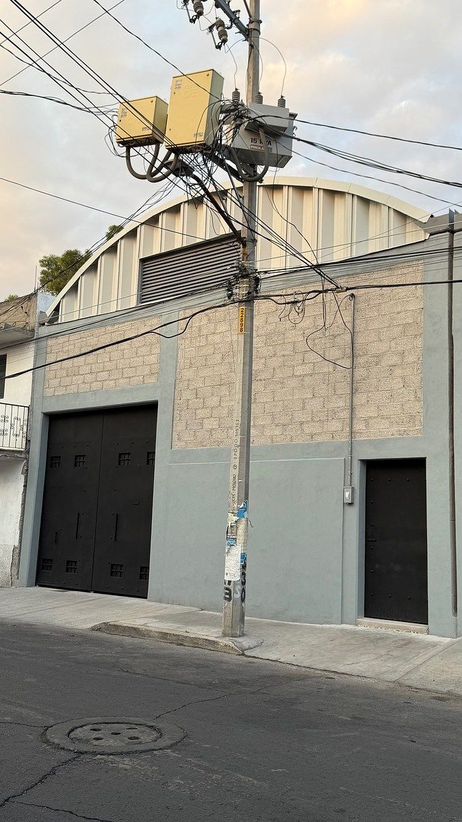 Bodega comercial en Leyes de Reforma 3a Sección, Iztapalapa, foto 9 de 11