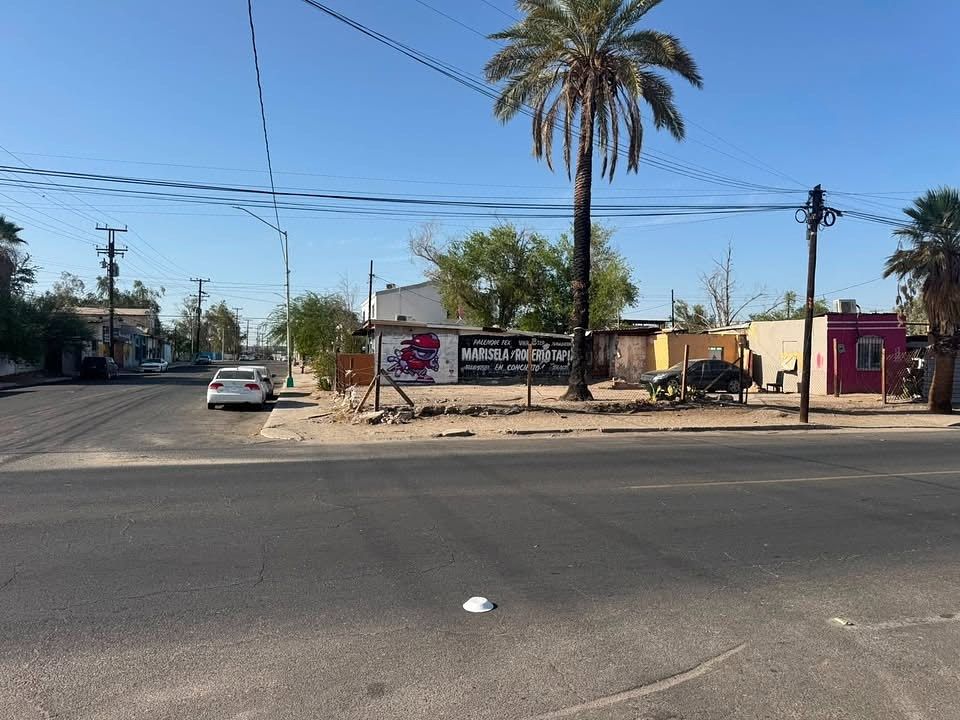 Se vende terreno en Col. Pueblo Nuevo (Mexicali, B.C.)