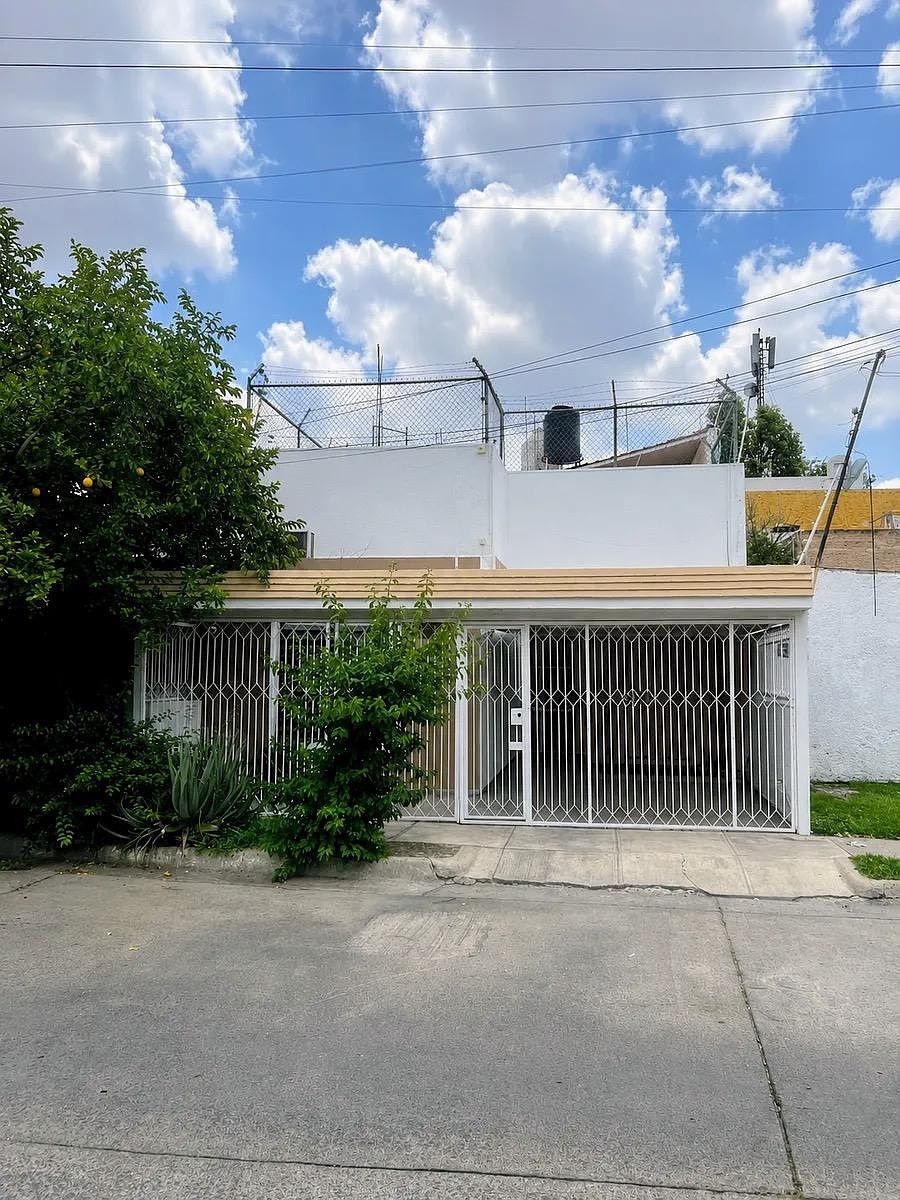 Casa de Um Andar à Venda em Jardines del Sur, foto 1 de 28