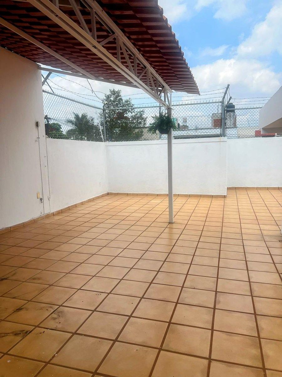 Casa em López de Legaspi, Guadalajara, foto 4 de 28